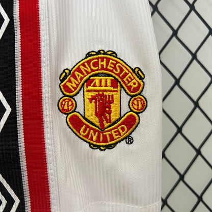 Manchester United 98/99 Home Jersey Kids