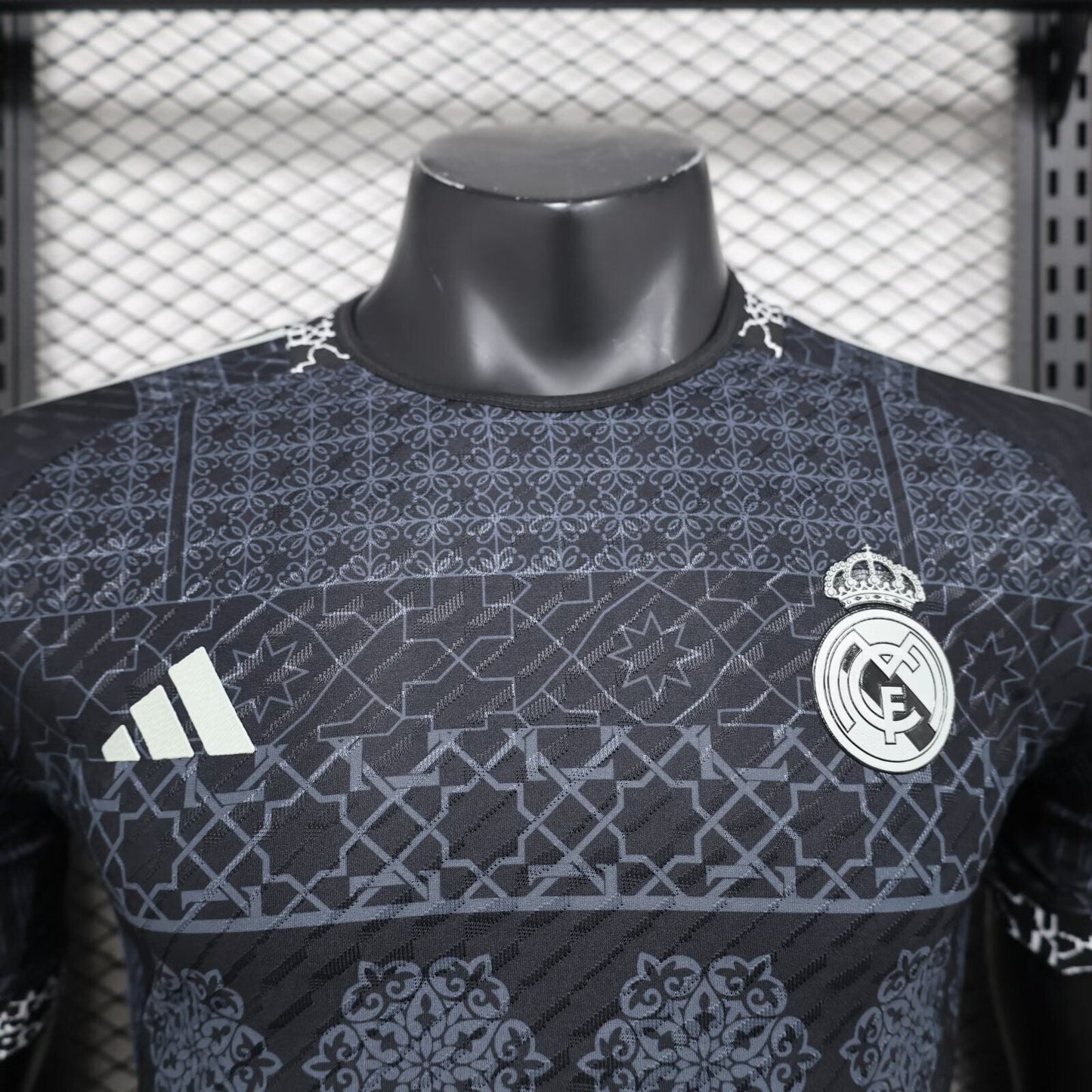 Real Madrid "Mosaic Heritage" Black Edition Special Kit