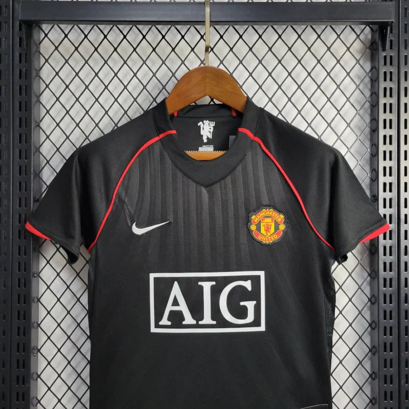 Manchester United  07/08 Black Jersey Kids