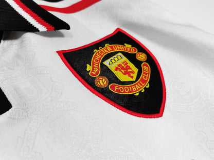 Manchester United 1997–1998 Long Sleeve Away Kit