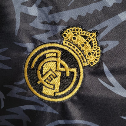 Real Madrid "Dragón Negro" Special Kit