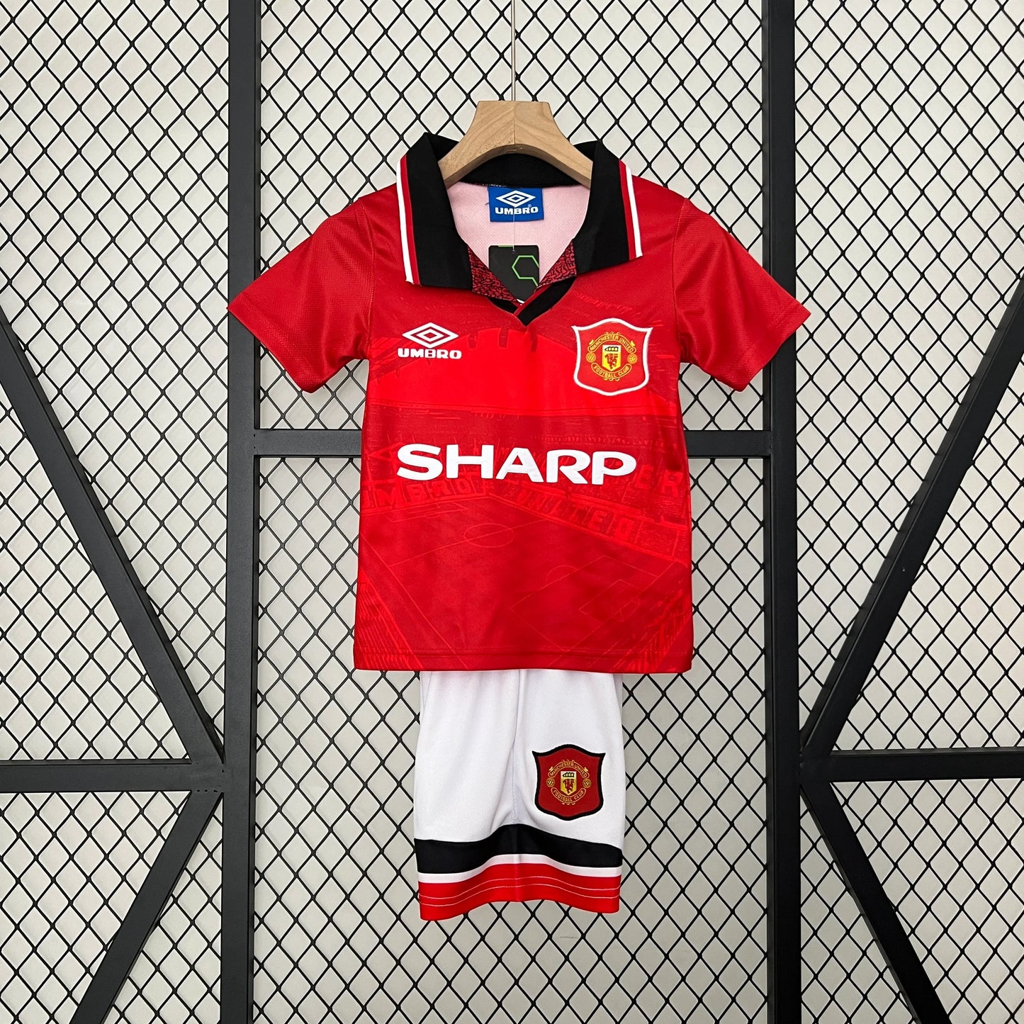 Manchester United Retro 94/96 Home Jersey Kids