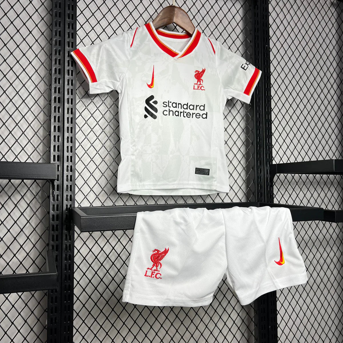 Liverpool 24/25 Third Kit Kids