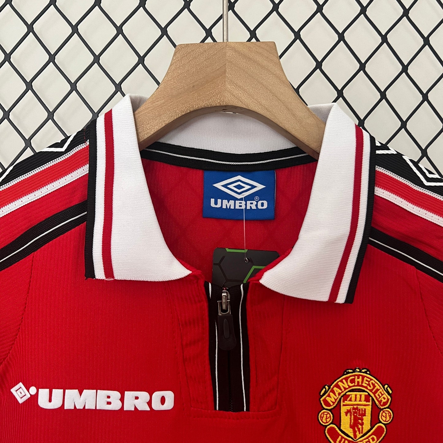 Manchester United 98/99 Home Jersey Kids