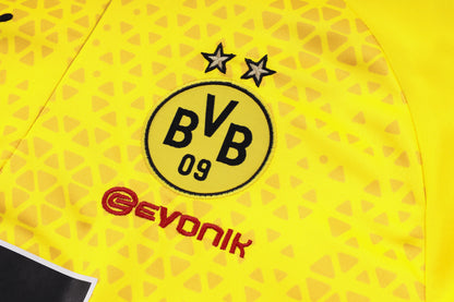 Borussia Dortmund Black and Yellow Tracksuit