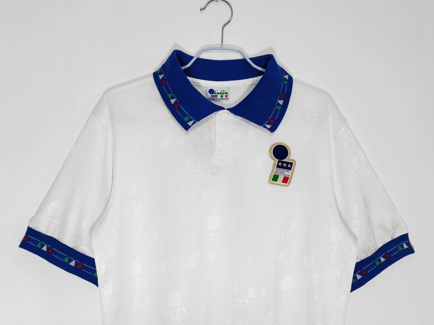 Italy 1994-1995 Away Kit