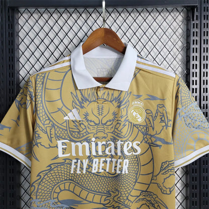 Real Madrid "Dragón Dorado" Special Kit