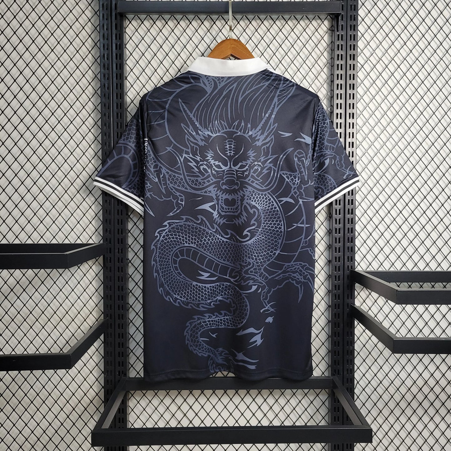 Real Madrid "Dragón Negro" Special Kit