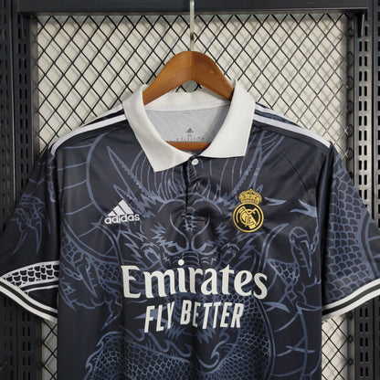 Real Madrid "Dragón Negro" Special Kit