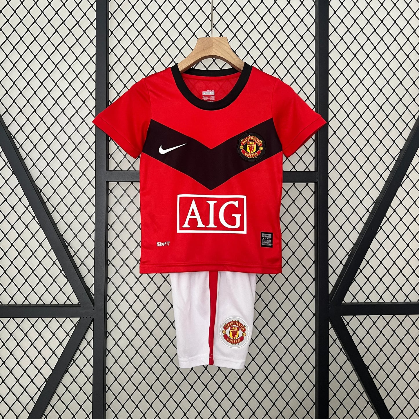 Manchester United Retro 09/10 Home Jersey Kids