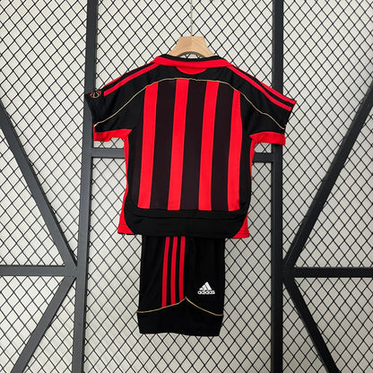 AC Milan Retro 06/07 Home Jersey