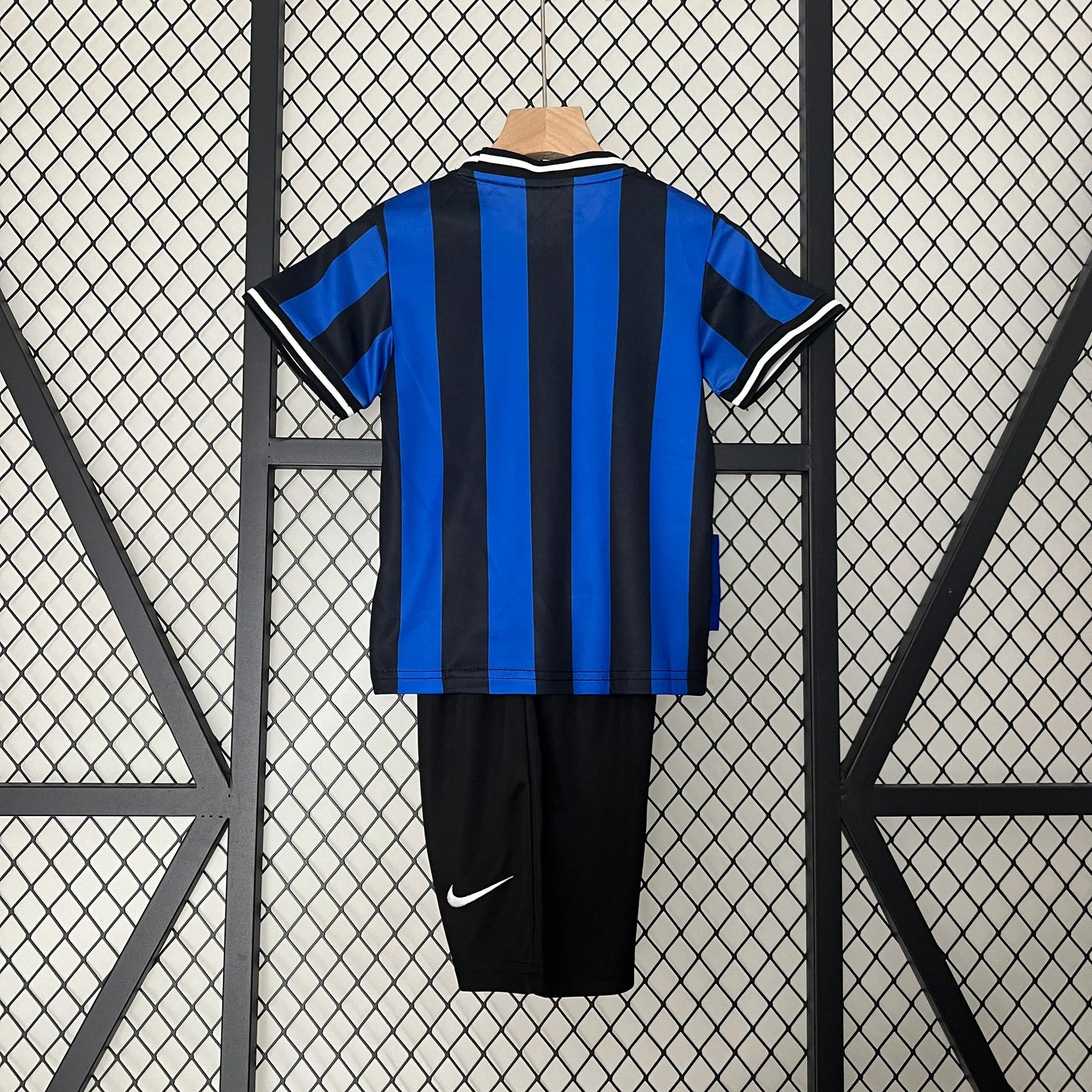 Inter Milan 09/10 Home Jersey Kids