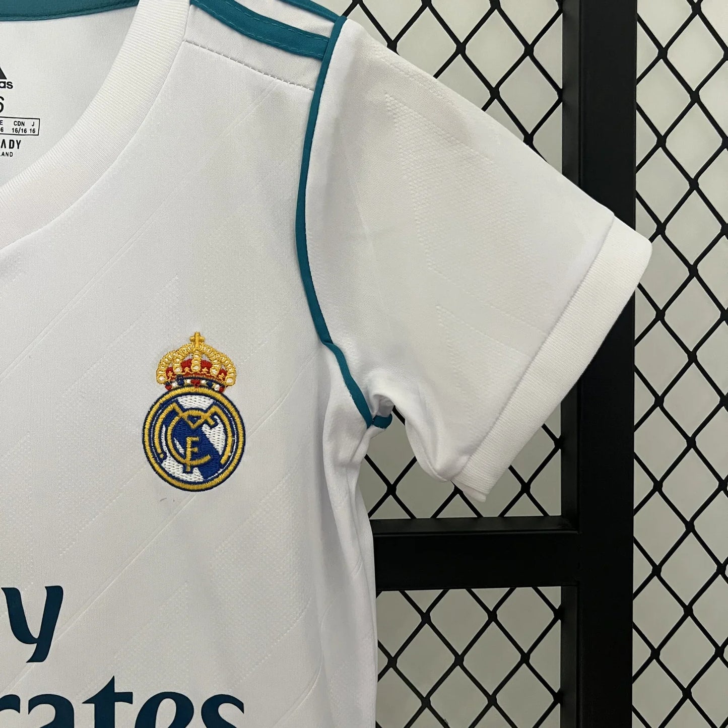 Real Madrid 17/18 Home Jersey Kids